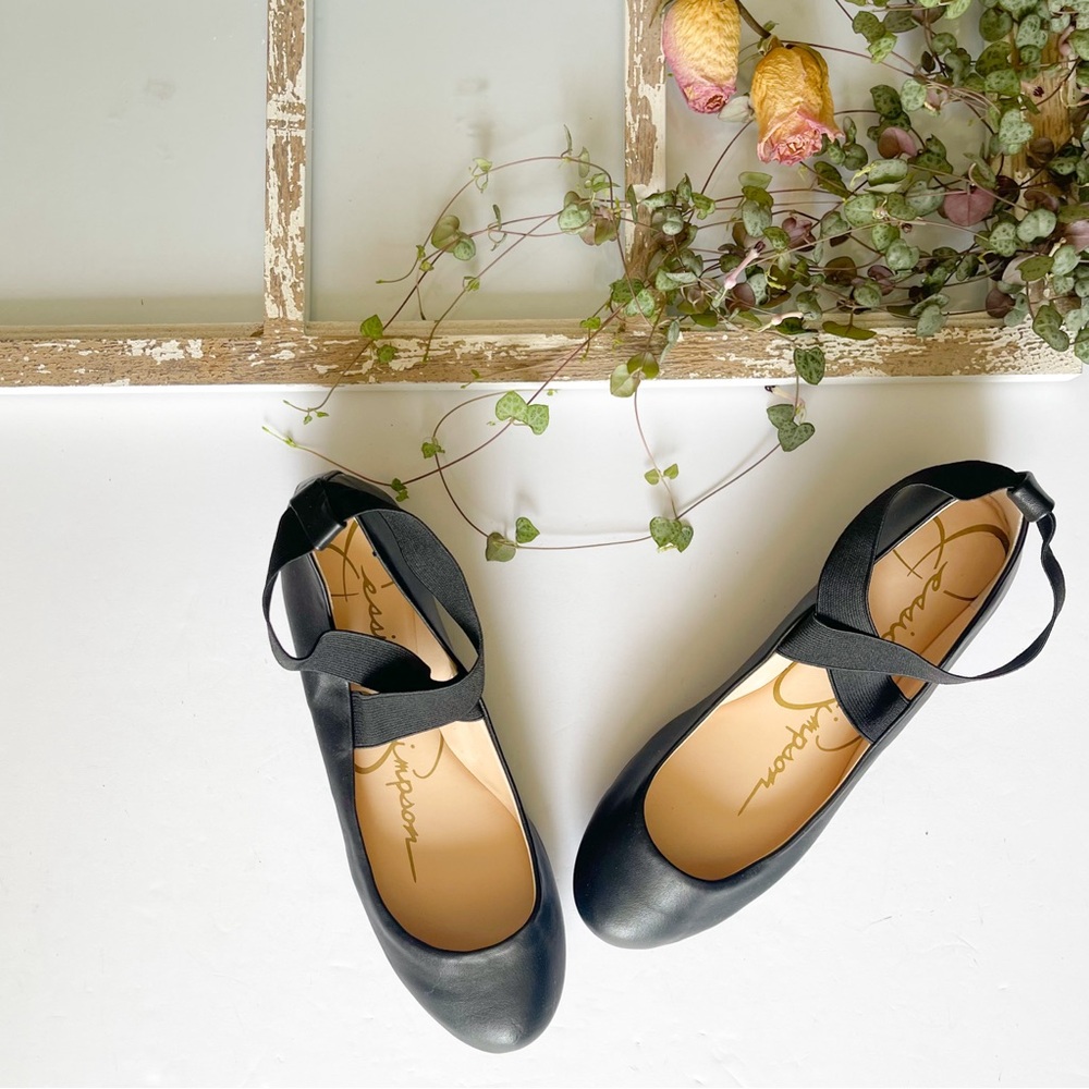 NEW Jessica Simpson Black Leather Ballet Flats